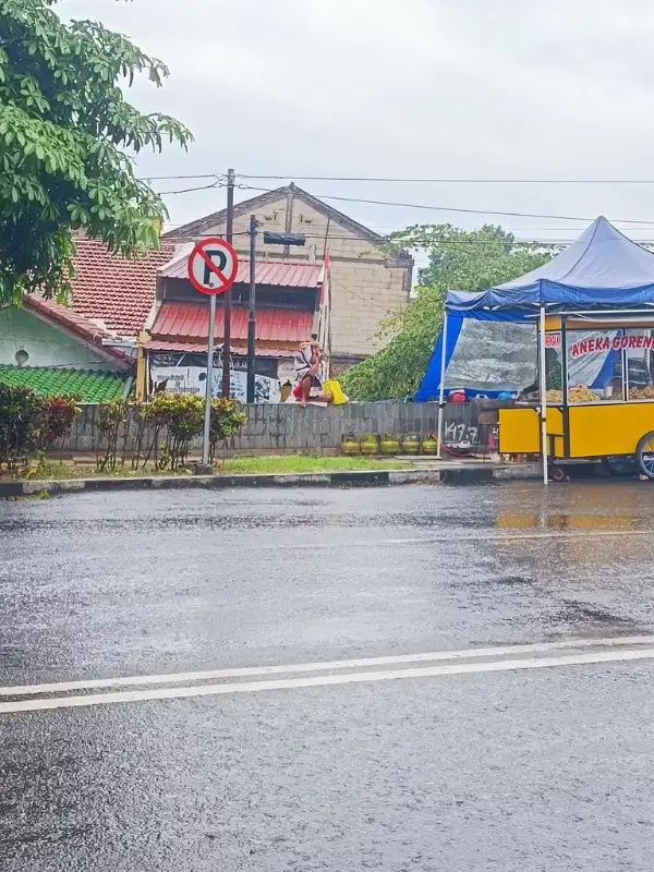 Tanah + Ruang Usaha Di JL.WR Supratman Gisikdrono Semarang Barat
