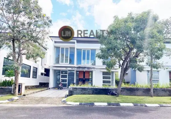 Rumah di Grand Summit Sekupang Dekat Southlink Golf Court