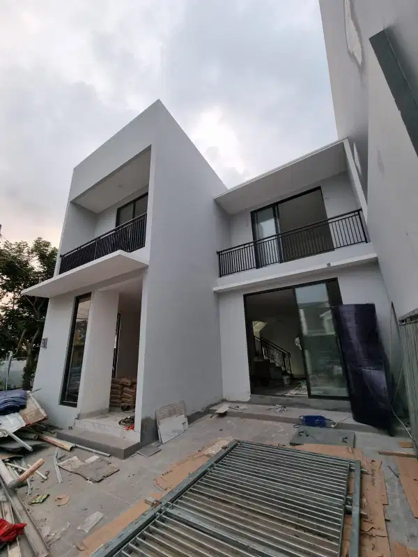 Rumah Dijual Di Villa Melati Mas 2 Lantai Baru Posisi Huk