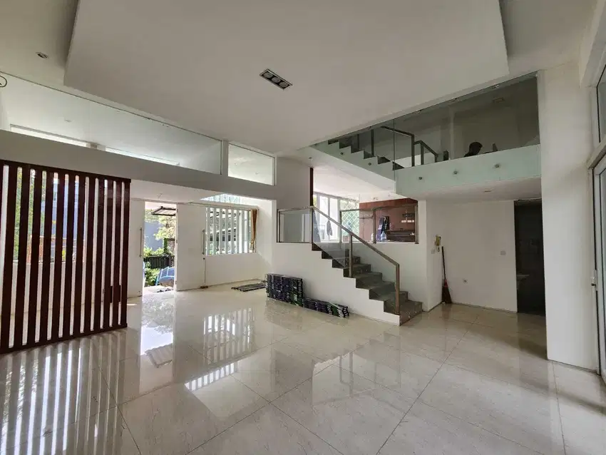 Jual Rumah Mewah Cluster Orange Heliconia Metland Jakarta Barat