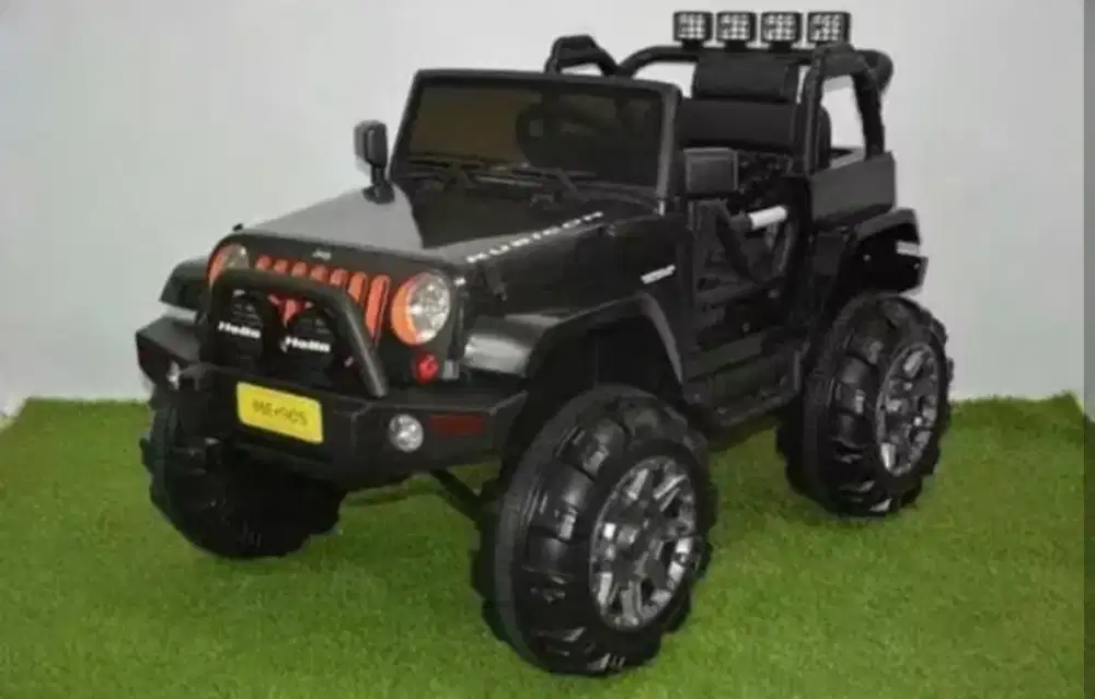 Mainan anak mobil aki jeep rubicon