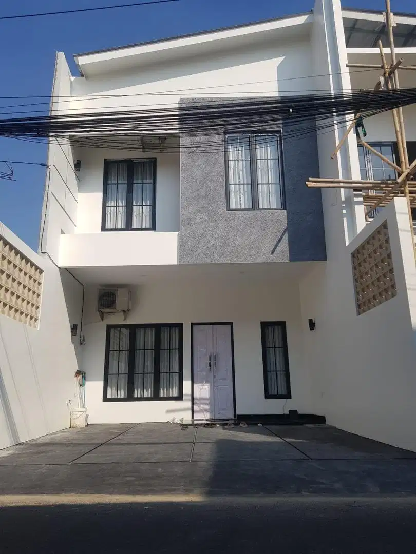 Dijual Rumah/kosan/kontrakan Nempel TB.Simatupang