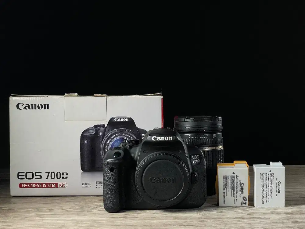 CANON 700D KONDISI BAGUS + TAMRON 17-50 f2.8