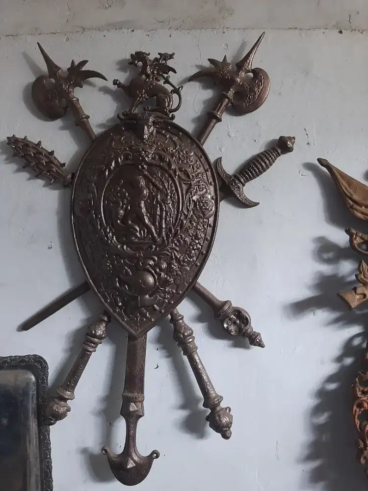 2 unit tameng metal vitange