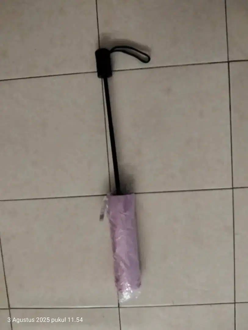 Payung lipat baru