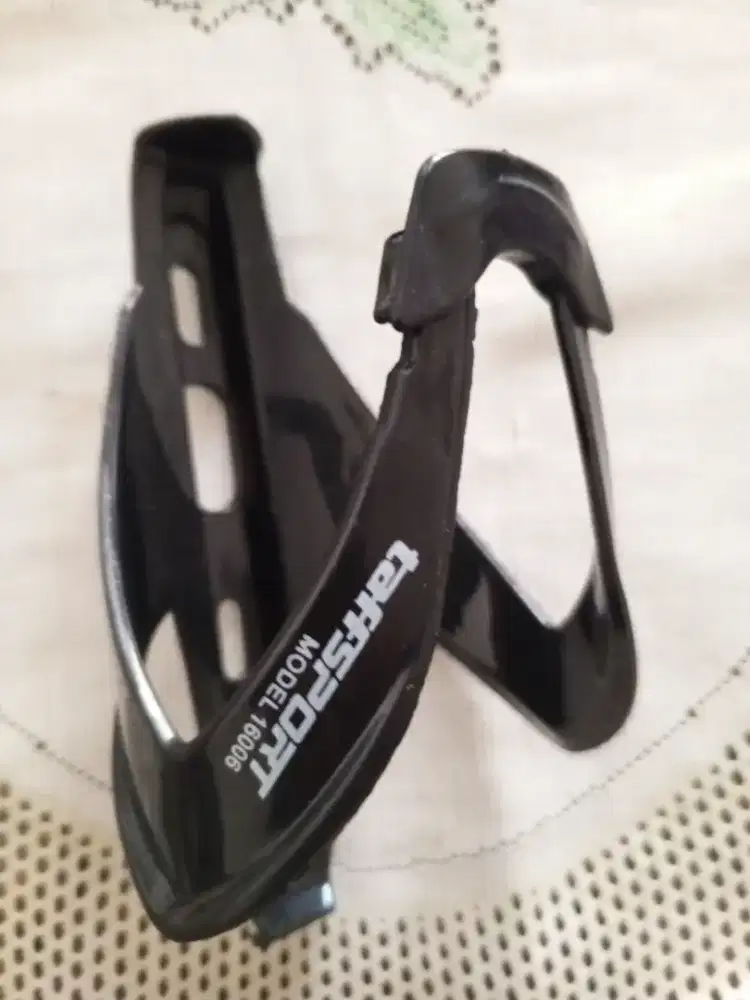 Holder Botol Minum Sepeda