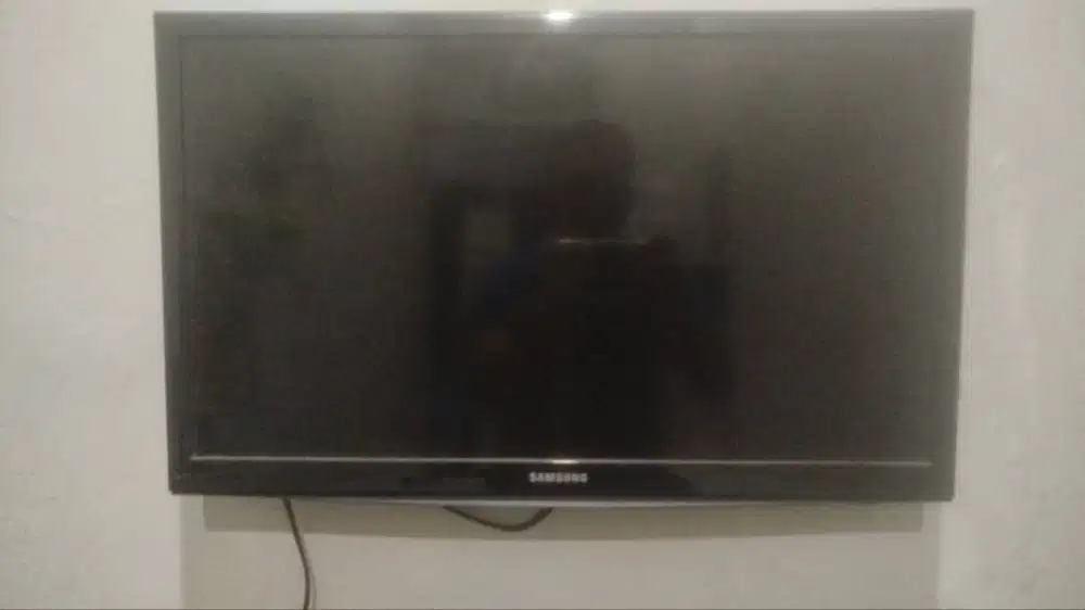 LED Samsung UA24H4150 24 inch