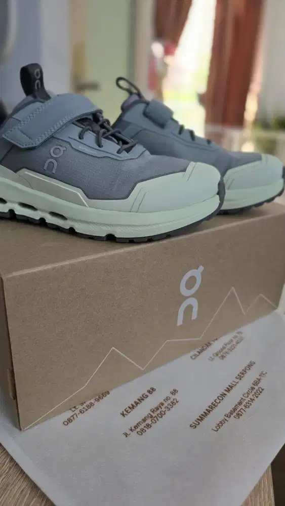 Sepatu Oncloud Cloudhero Waterproof