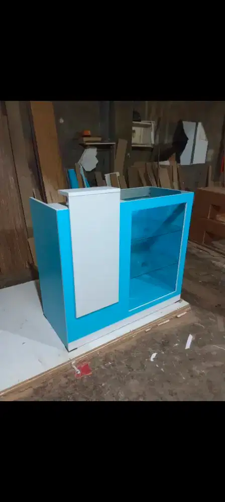 Meja Toko kaca/ Meja Klinik/ Meja serba guna