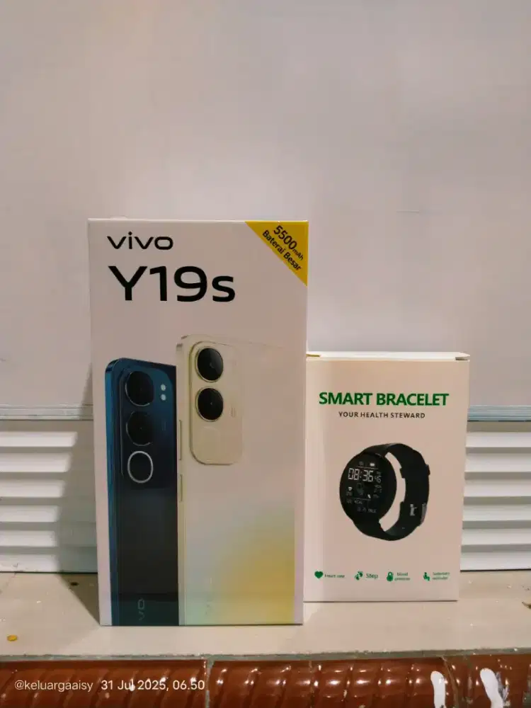 Vivo Y19S 4+4/64 free gift smartwatch