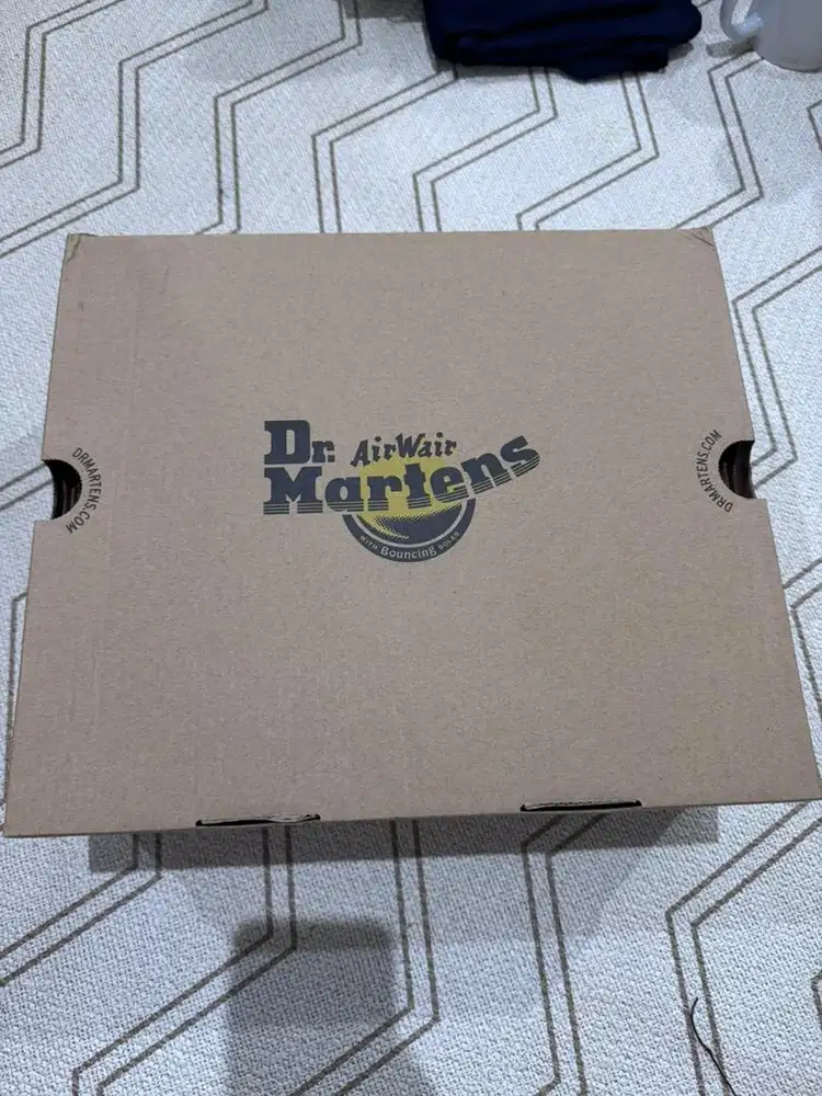 Dijual Sepatu Dr. Martens