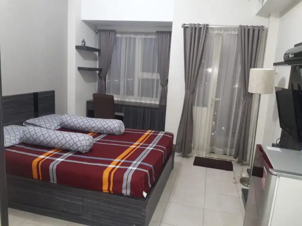 Disewakan bulanan.Apartemen Margonda Residence V.DEPOK.Full furnished