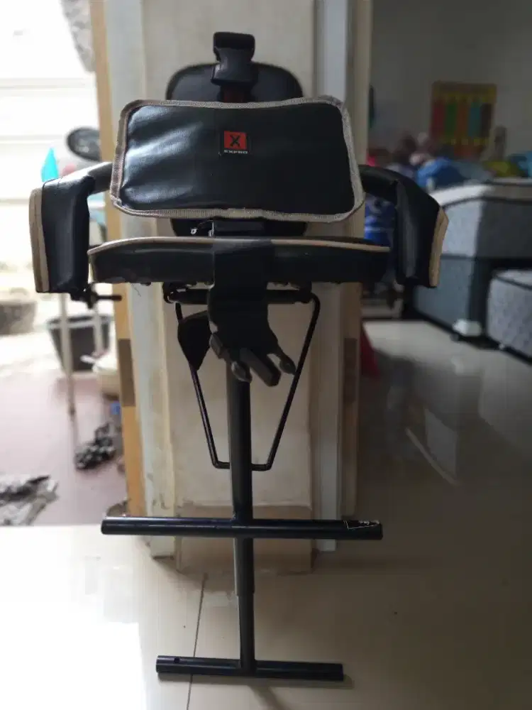 Boncengan anak balita