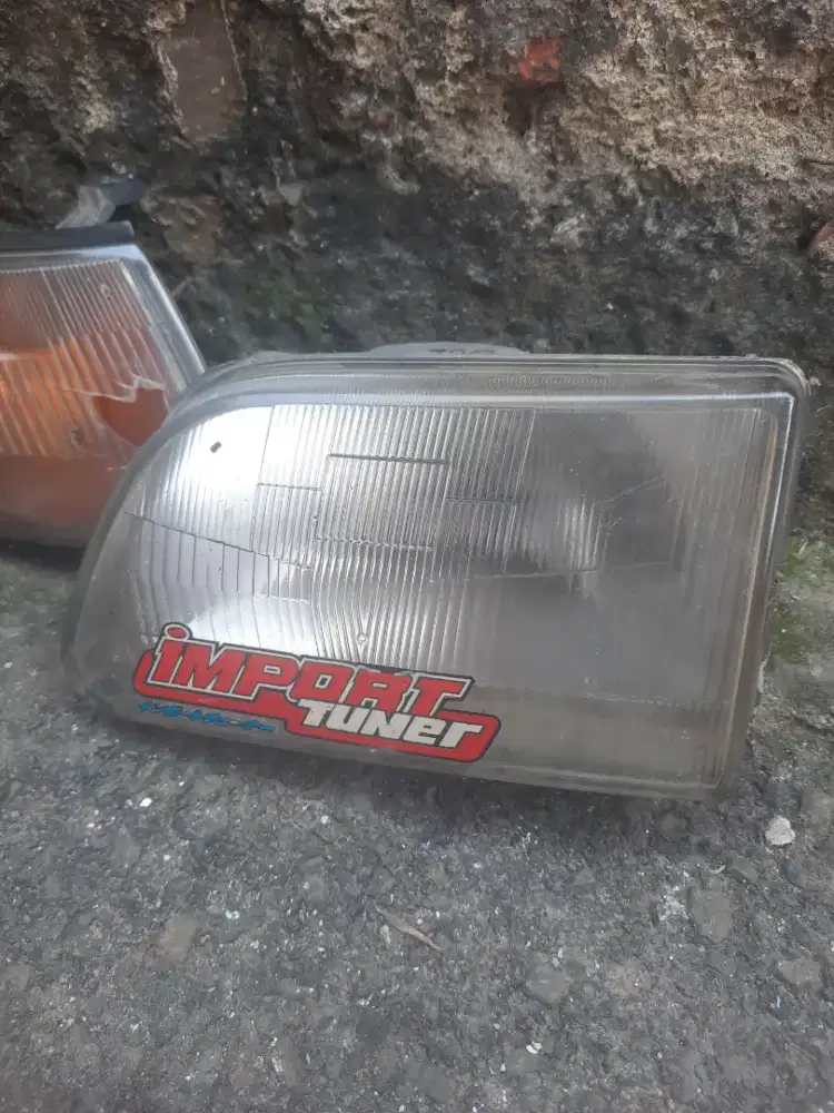 Lampu headlamp utama mobil starlet kapsul