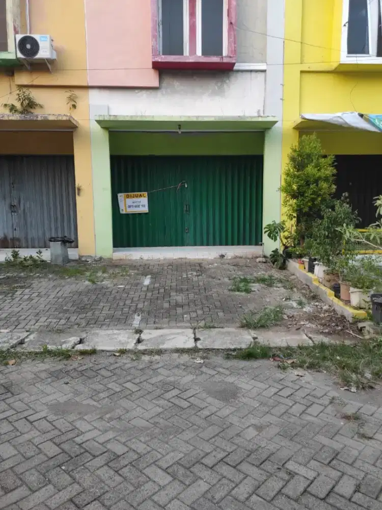 Disewakan ruko Emerald Tembalang
