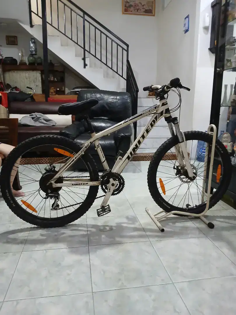 Dijual sepeda gunung united comrade, barang sudah langka!!