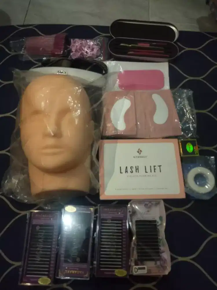 Perlengkapan eyelash dan lash lift