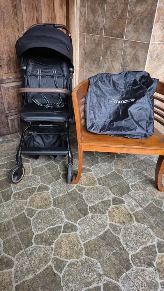 Stroller bayi bekas preloved brand luar merk gromast