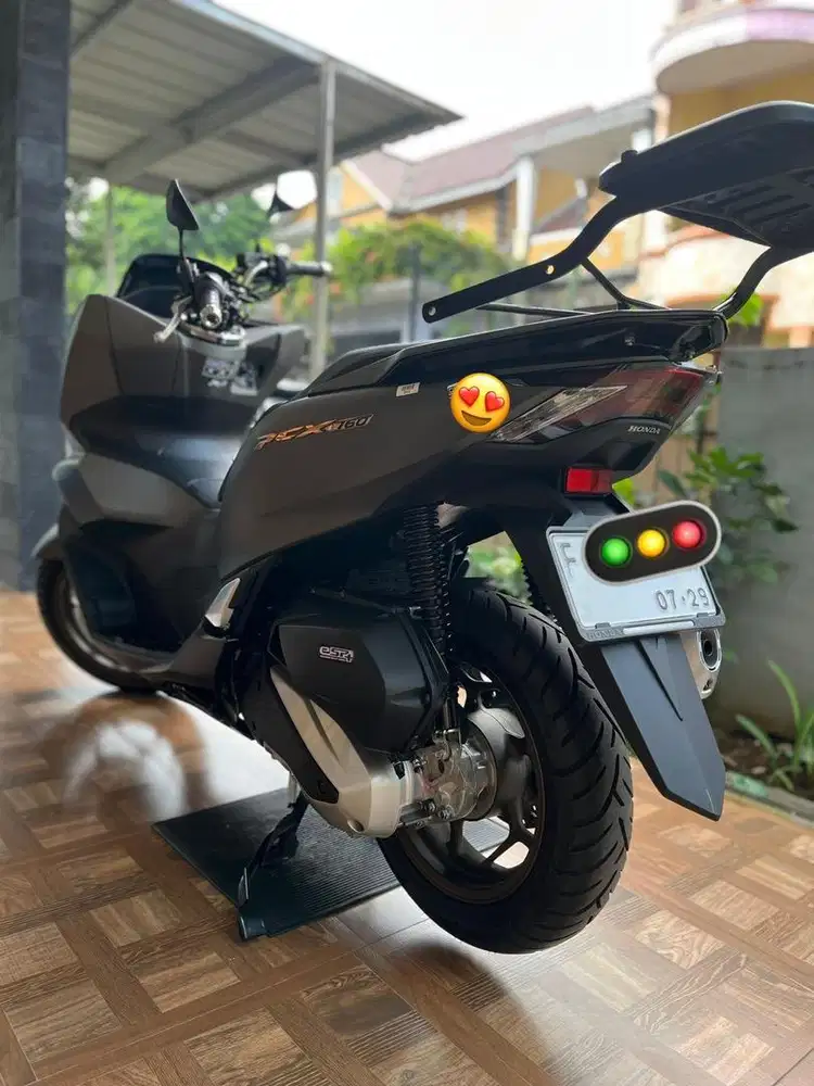 Honda PCX 2024  Abs plat F kota like new