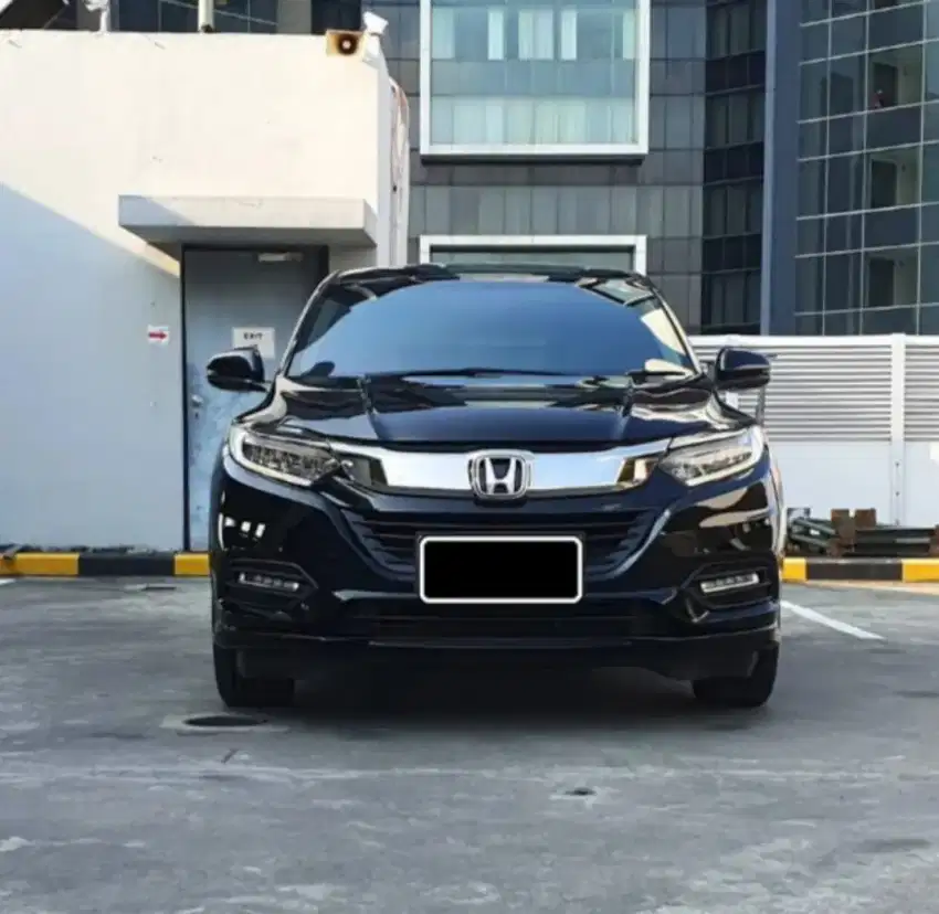 ‼️DP 10 JT‼️HONDA HRV PRESTIGE 1.8 AT , MOBIL TERAWAT & SIAP PAKAI.