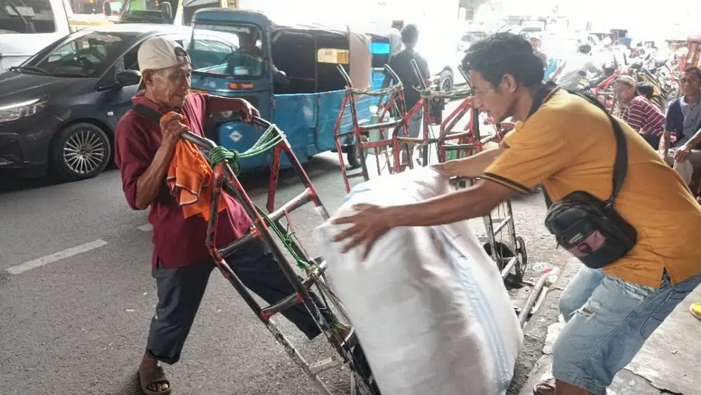 dicari buruh angkut textil untuk partner dengan sopir