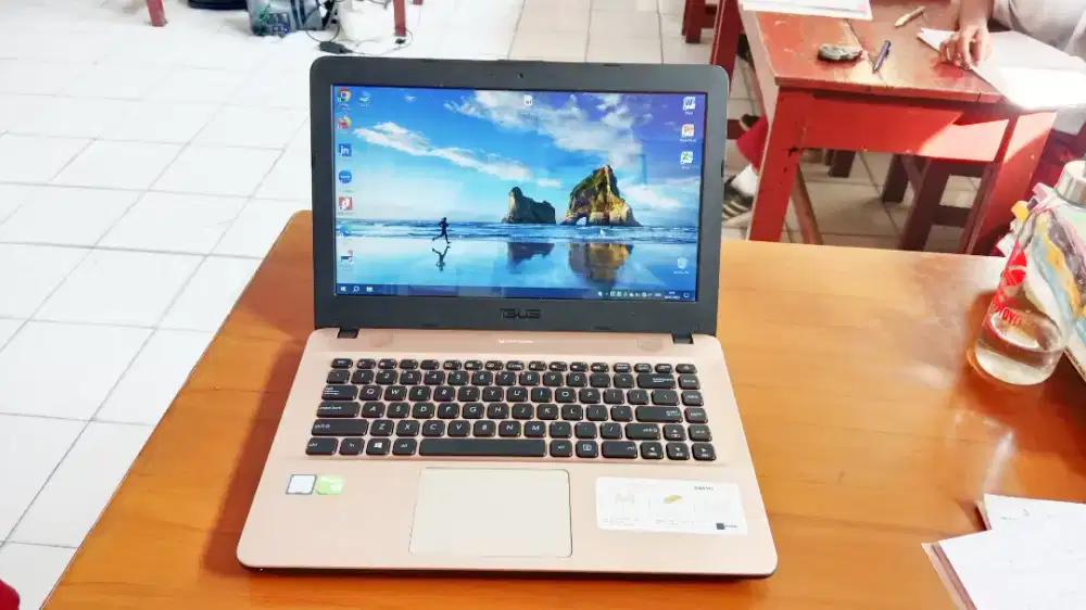 Laptop ASUS + SSD & HDD 628 Gb + Nvidia 2 Gb + Batre Awet + Ram 4 Gb