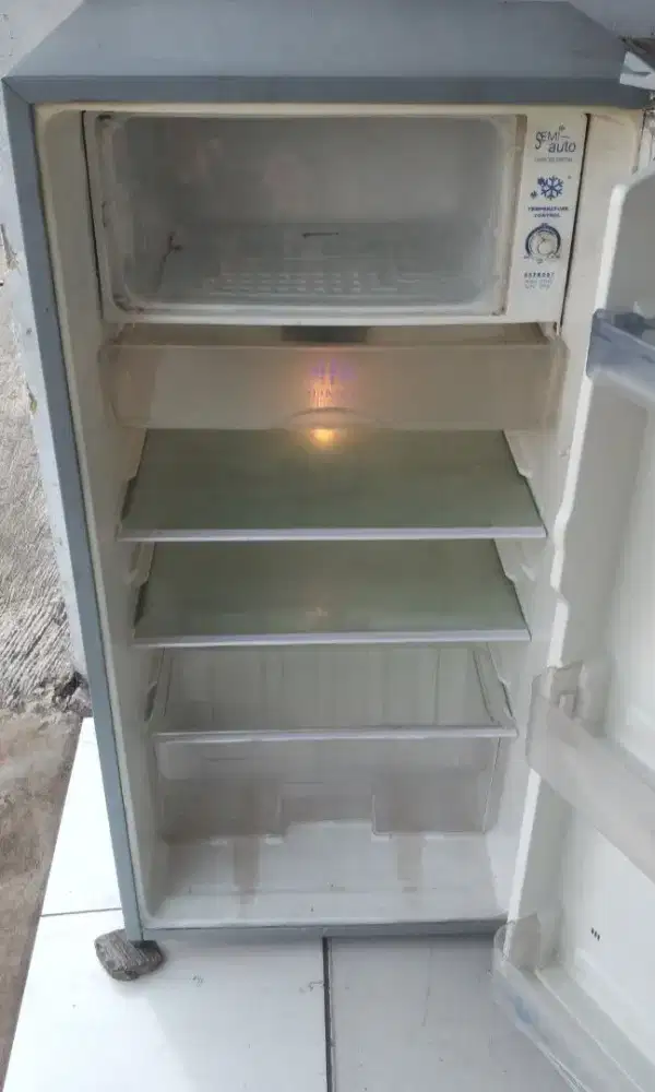 Terima jual kulkas bekas