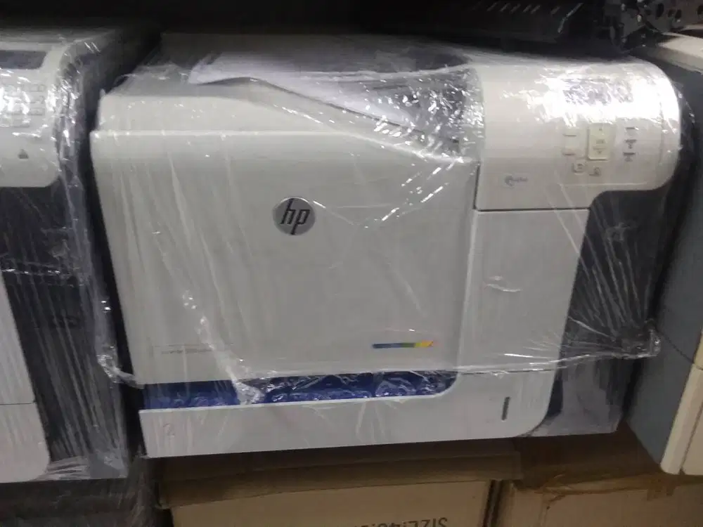 Printer Laser F4 HP Laserjet 500 Color M551 /M551dn Cocok Buat Usaha