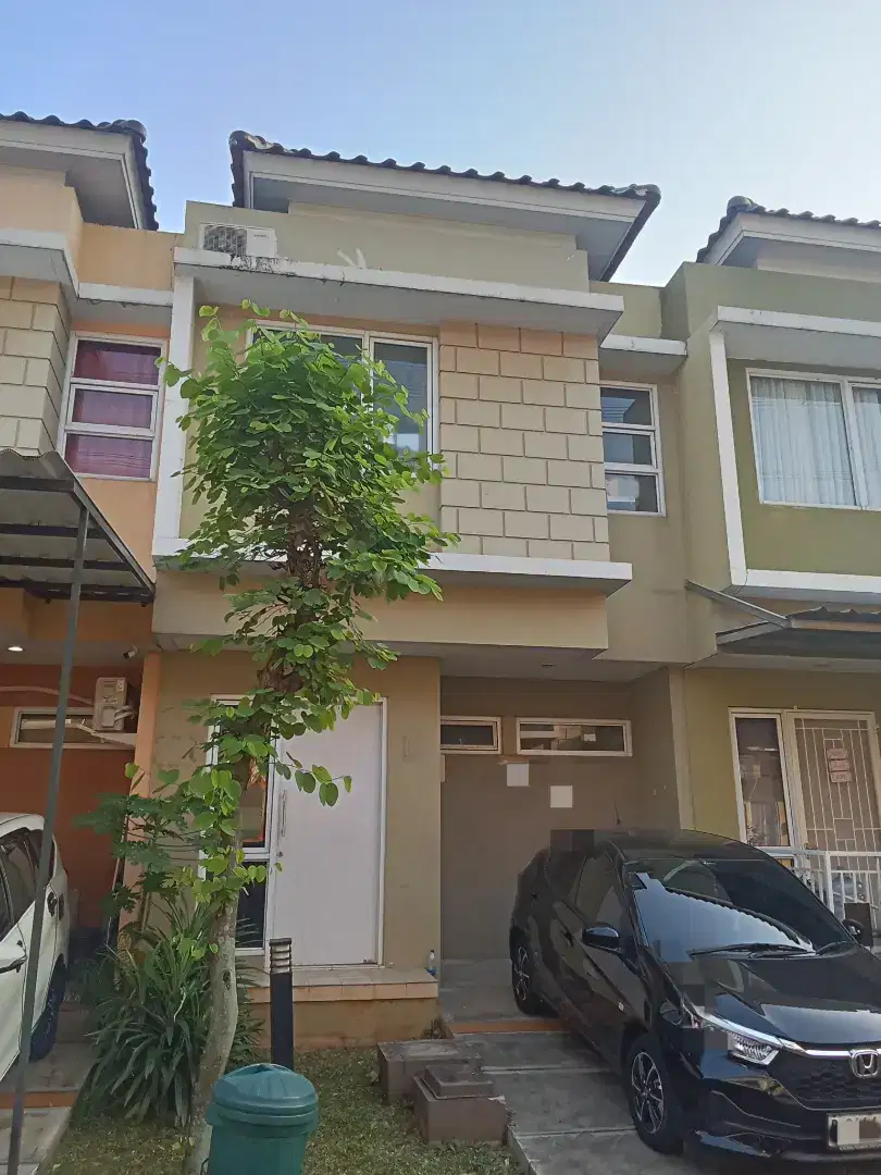 Disewakan rumah di cluster virginia village gading serpong