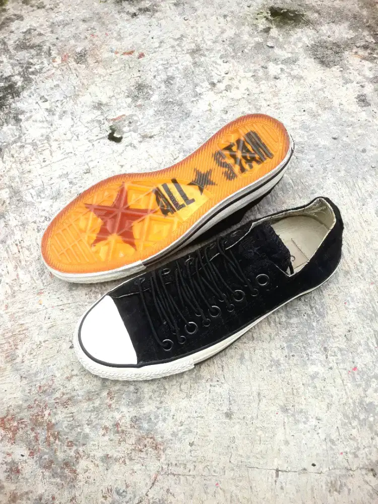 Converse x John Varvatos MuLti eyeLet Canvas