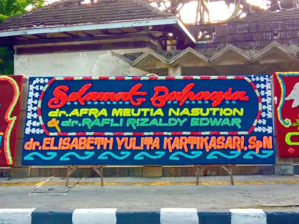 DEKORASI PAPAN BUNGA FLORIST
