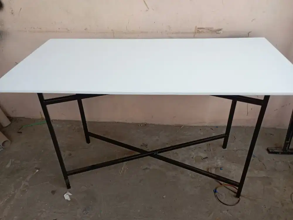 Meja lipat portabel ukuran 120*50*75