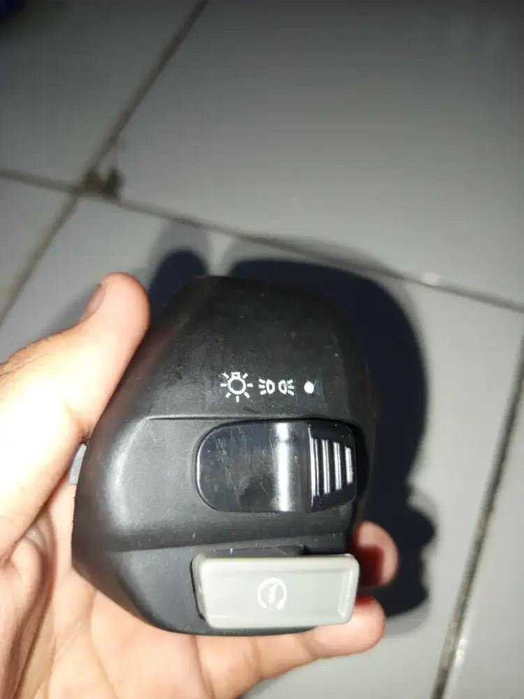 Saklar on off mio sporty