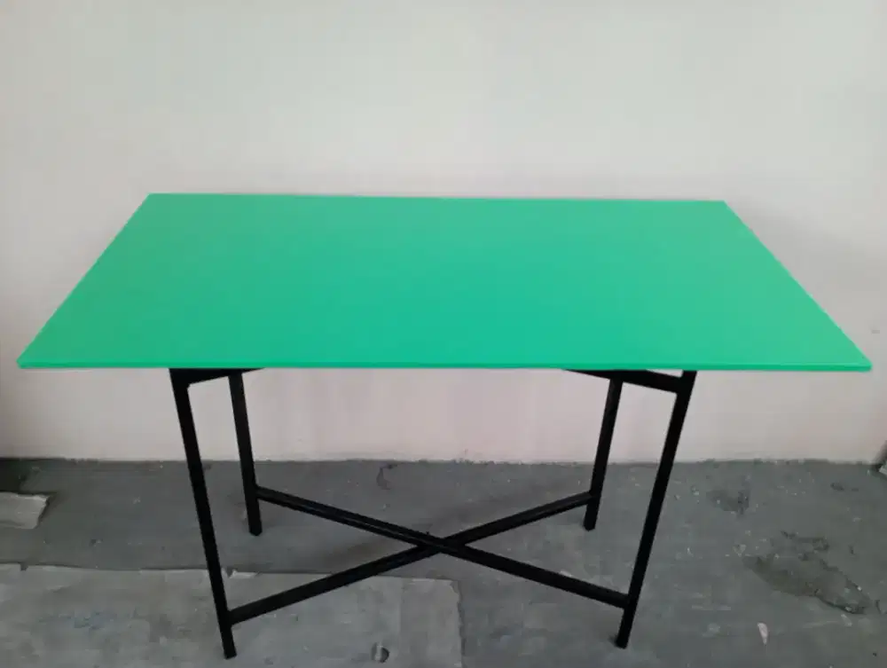 Meja lipat sedang ukuran 100*50*75