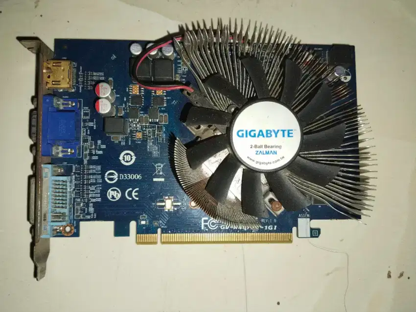 Vga gaming dan desain gigabyte 1gb 128bit ddr3