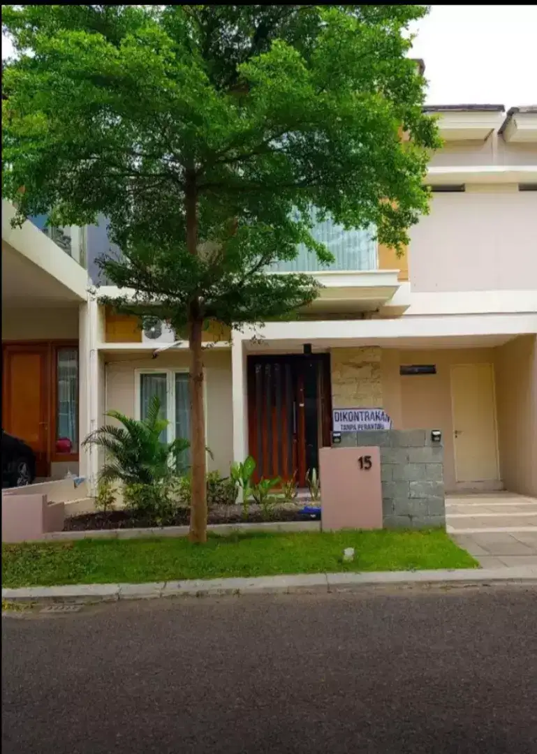 Rumah Disewakan  2tahun  2 lantai di kahuripan park sidoarjo