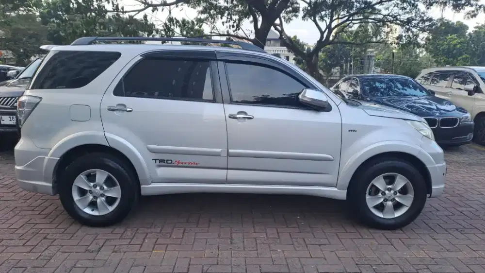 Toyota rush 1.5 S TRD sportivo AT tahun 2013