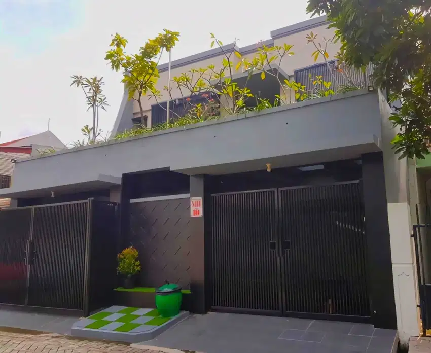 Dijual Rumah Dengan Lokasi Strategis Di Kota Surabaya