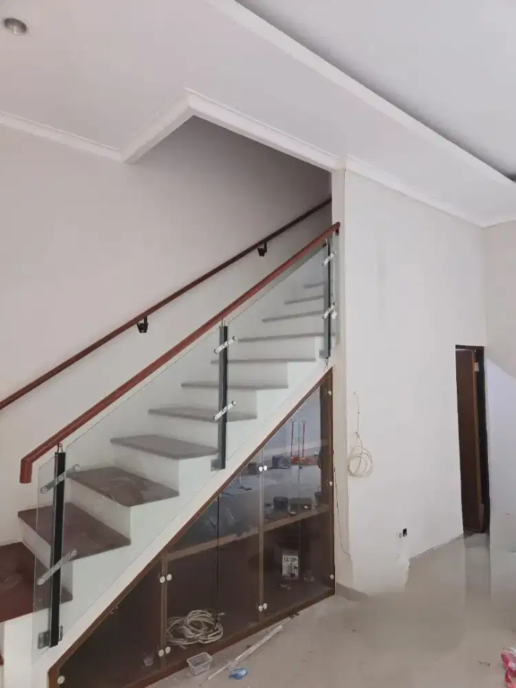 JUAL RUMAH 2 LANTAI TERMURAH MINIMALIS MODERN PONDOK TJANDRA DEKAT TOL