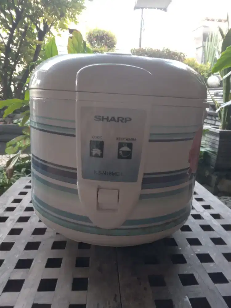 PENANAK NASI SHARP Dan PHILIPS