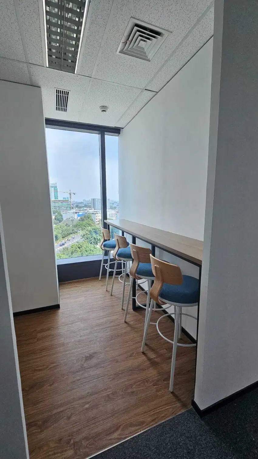 SEWA KANTOR JAKARTA FULL FURNISH GEDUNG MID POINT 151sqm