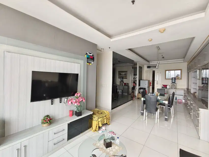 Dijual Cepat Apartemen Frenchwalk  Bagus  Furnish