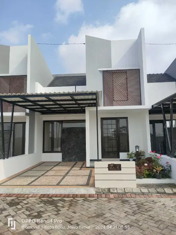 VILLA MEWAH KOTA BATU VIEW KEREN 300 JUTAAN