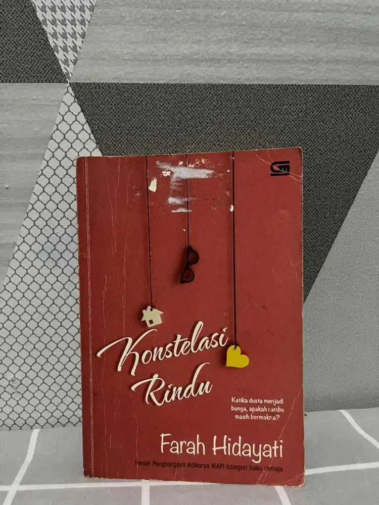 Novel Konstalasi Rindu By Fara Hidayati