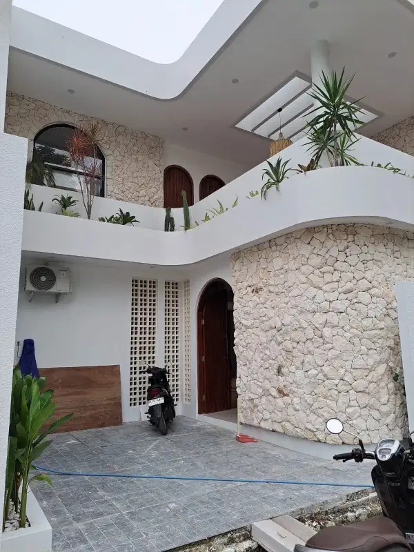 Vila Mewah Baru dengan Pemandangan Sawah di Umalas Bali