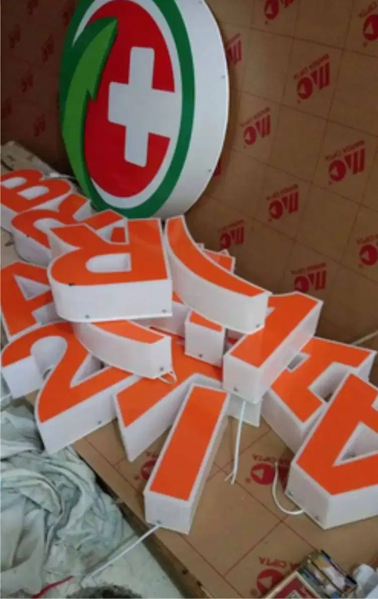Custom Lettersign. Huruf Timbul. Neon Box Custom. Billboard