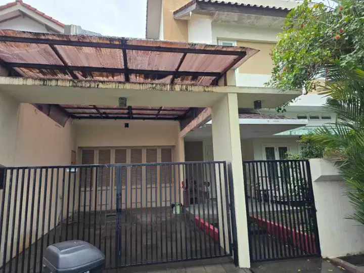 Dijual Rumah 2 lantai Vila Delima Lebak Bulus Jakarta Selatan