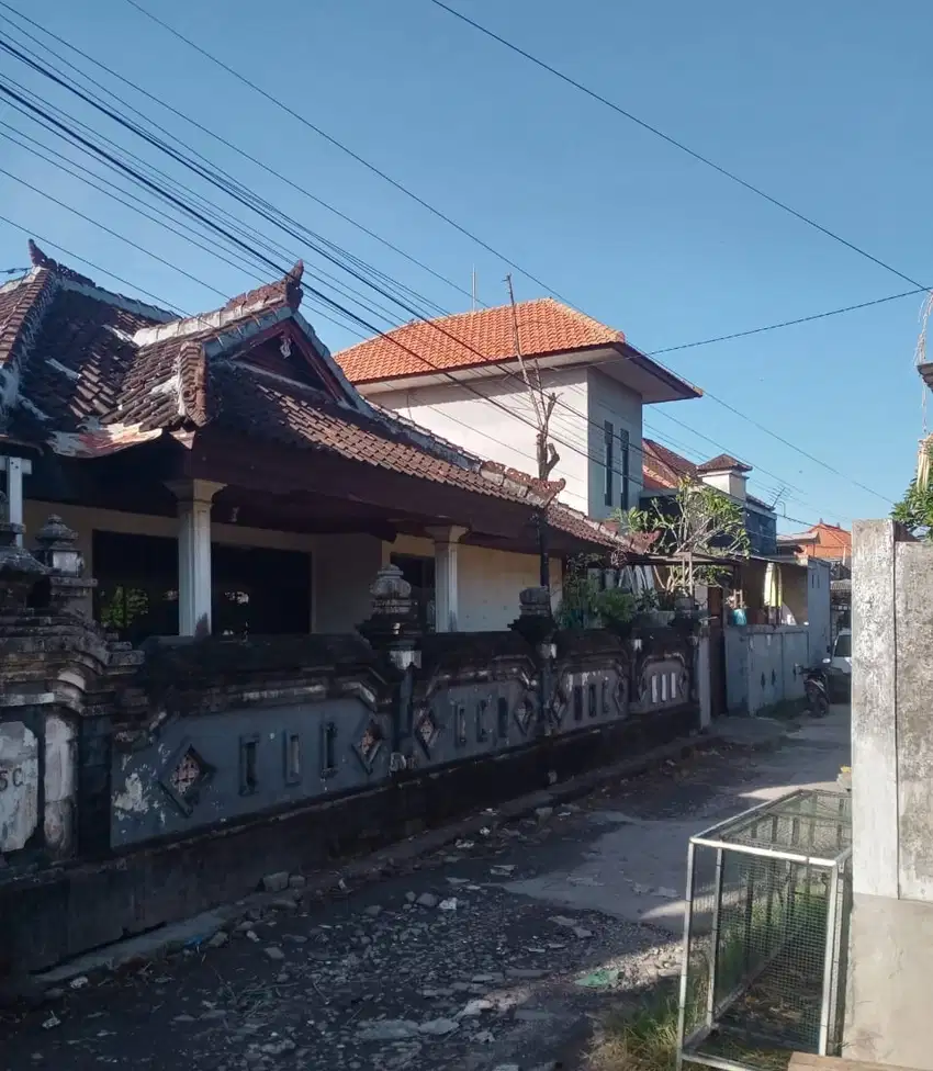 Di jual rumah lantai 1 luas tanah 200 m² di Mahendradata Denpasar
