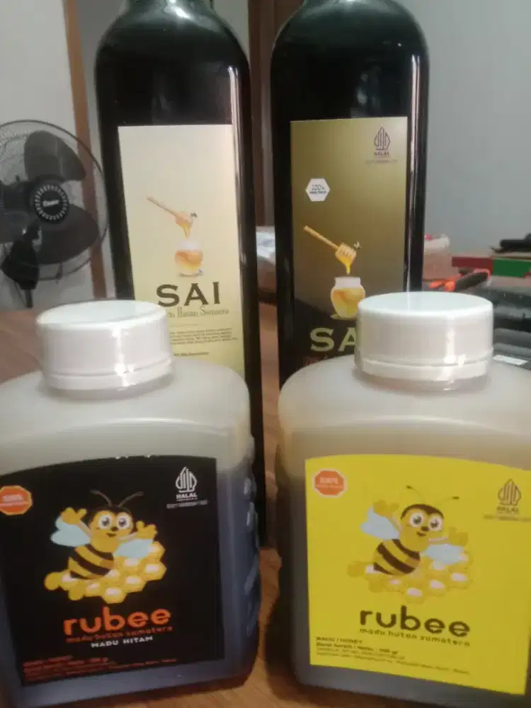 Madu hitam madu kuning