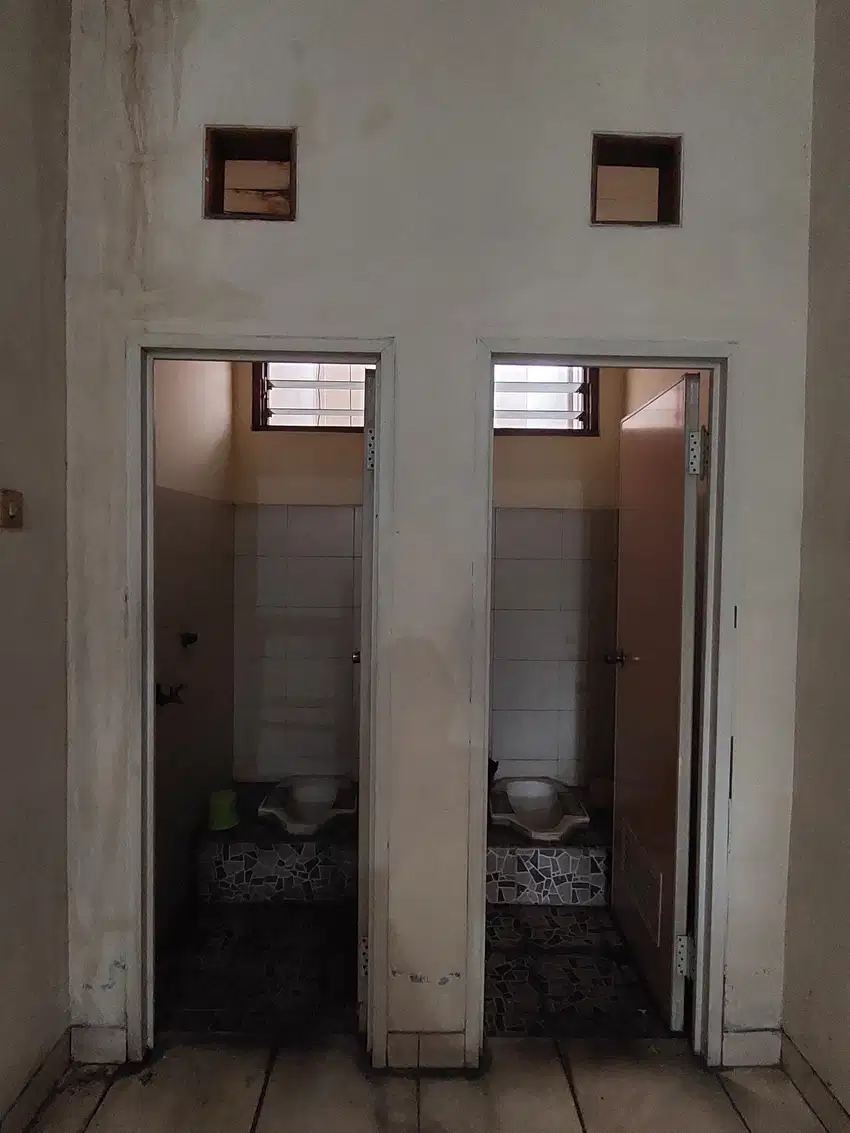 Dijual Kosan & Tempat Usaha Di Cempaka Putih